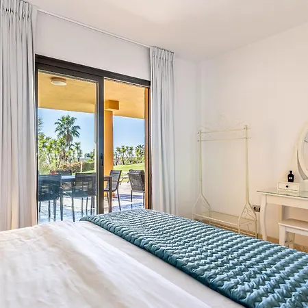 Apartment Cozy 2-bedroom In Hacienda De Cifuentes Estepona