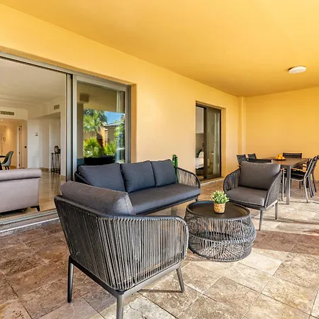 Apartment Cozy 2-bedroom In Hacienda De Cifuentes